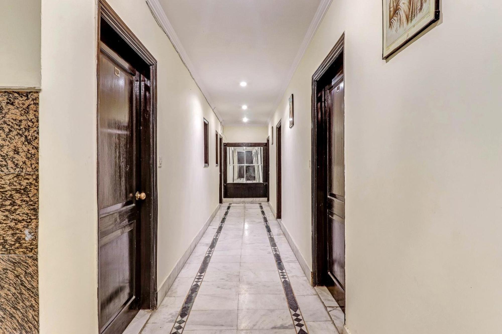 Hotel O Grand Central 德里 外观 照片