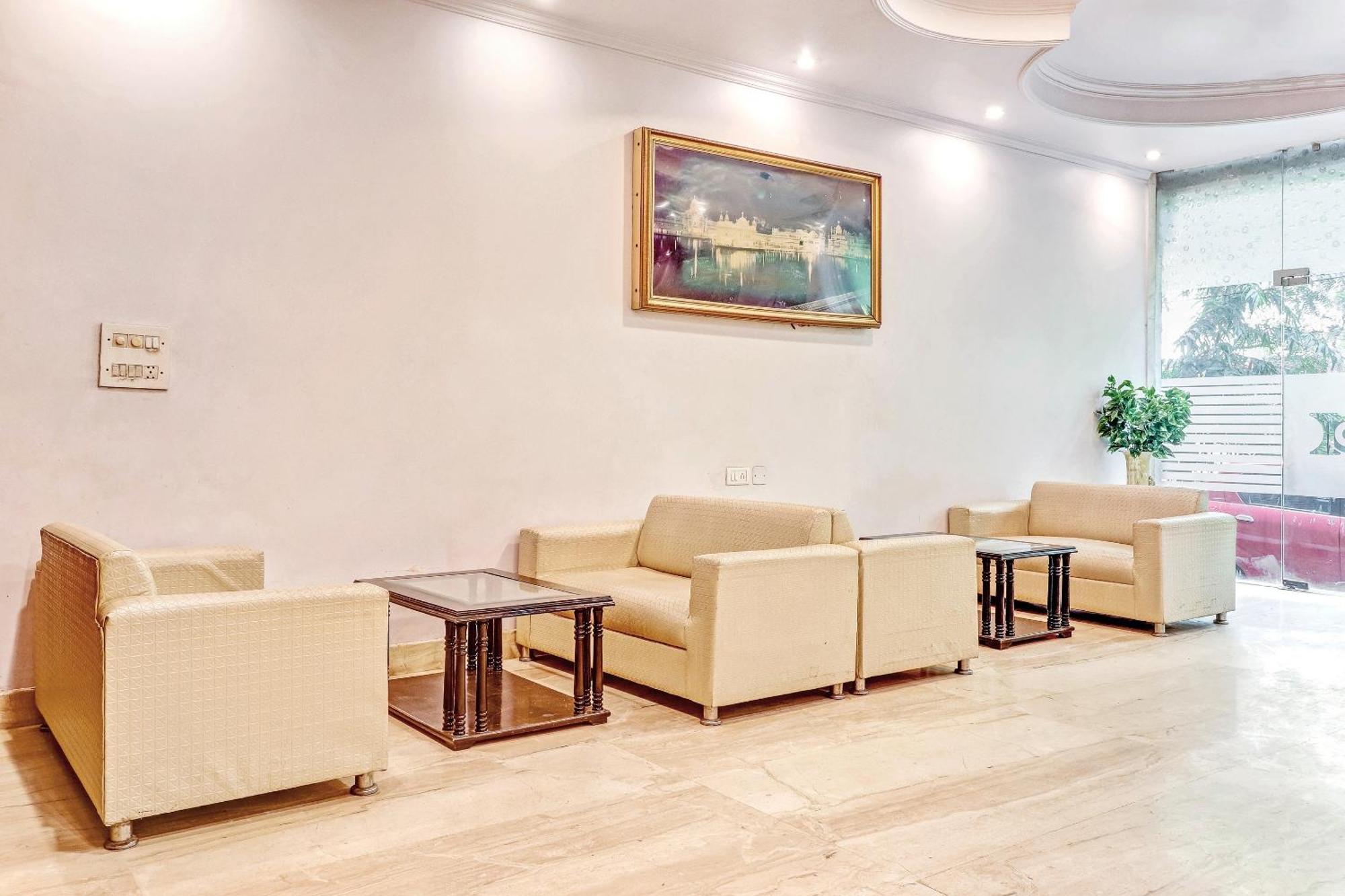 Hotel O Grand Central 德里 外观 照片