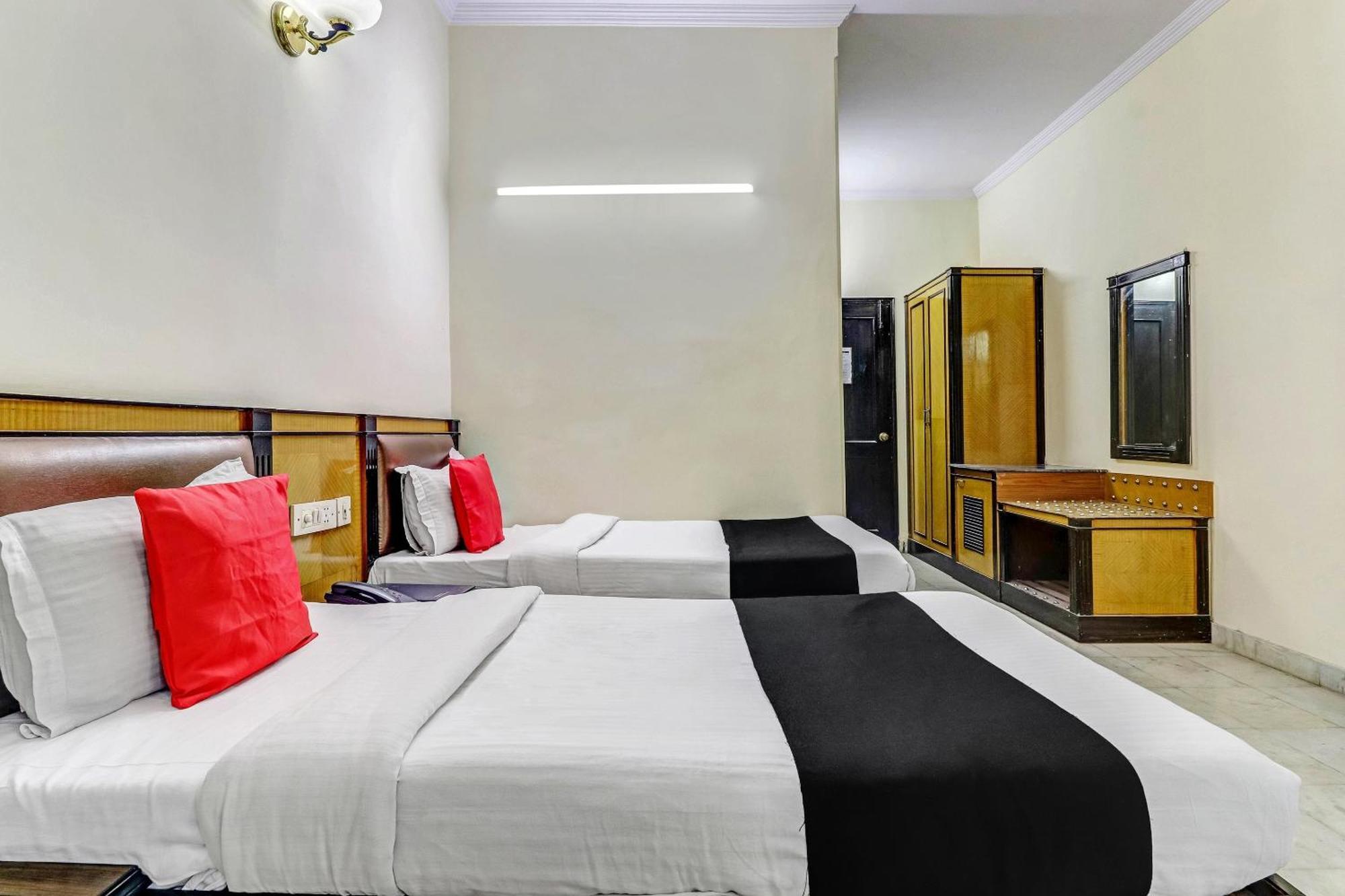 Hotel O Grand Central 德里 外观 照片