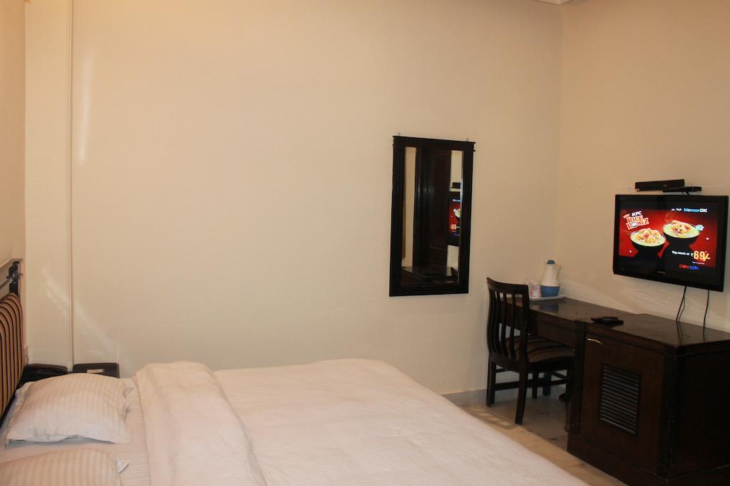 Hotel O Grand Central 德里 外观 照片