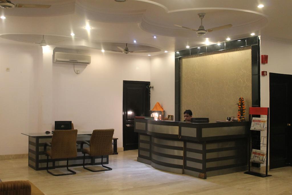 Hotel O Grand Central 德里 外观 照片