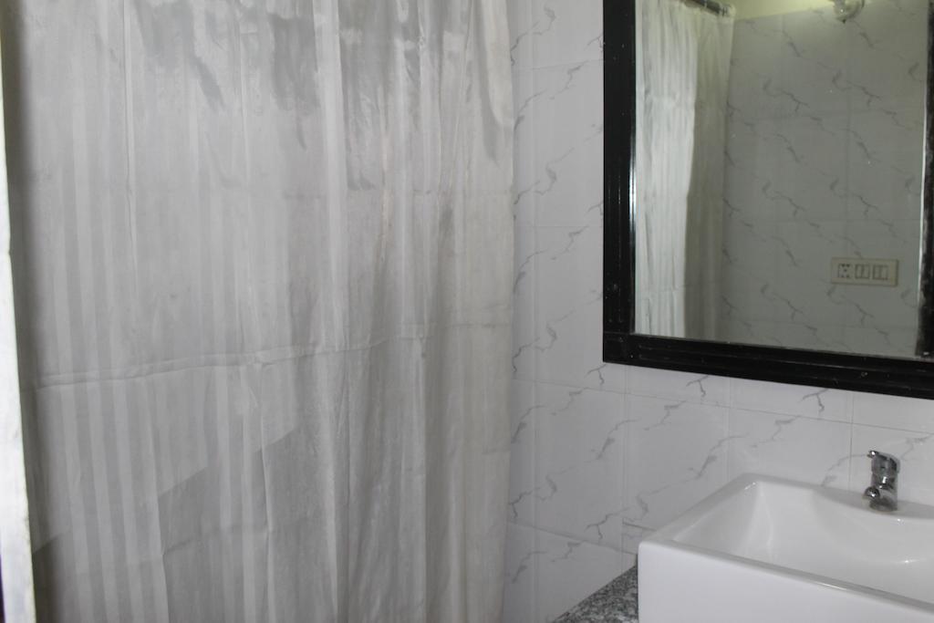 Hotel O Grand Central 德里 外观 照片